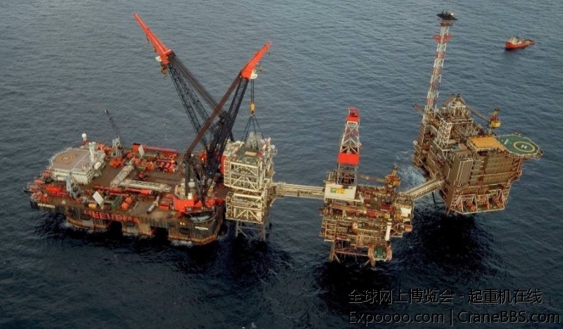 THIALF_04.jpg