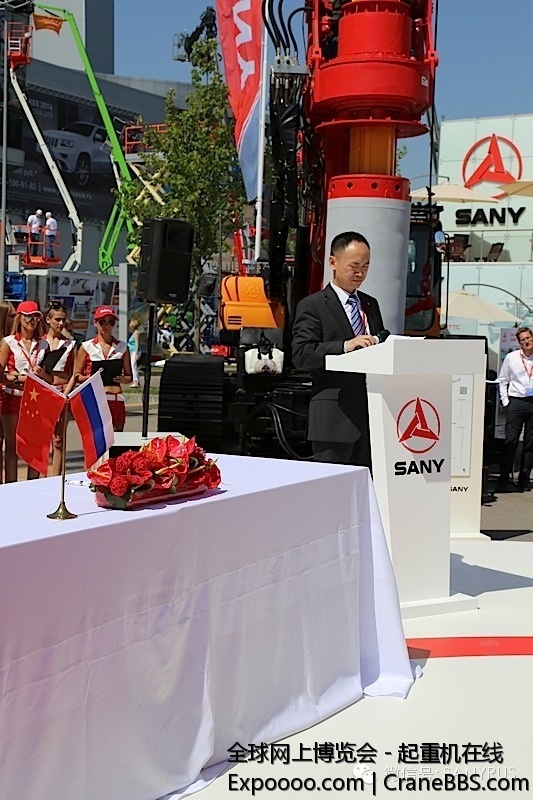 三一俄罗斯大区代理商签约仪式 俄罗斯大区逐步扩大代理商网络，已搭建起覆盖全境的营.jpg