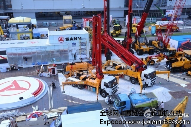 除由集团举办的全球性展会外，这次俄罗斯CTT展是历年来中国工程机械企海外区域性展会.jpg