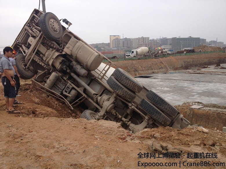 手机照片8 001_副本.jpg