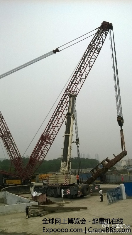 三一400履带吊主吊，德玛格AC350汽车吊配合溜尾 勇攀高峰，方显实力非凡！ ——北京华.jpg