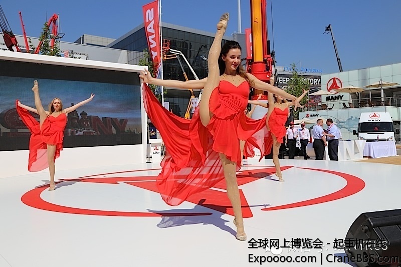 机器与美女 (8).jpg