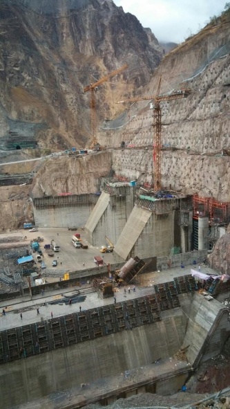 世界第五大电站！乌东德电站！总投资三千亿！三一400吨 云南金沙江 (6).jpeg