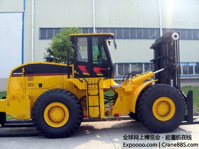 重型越野叉车.jpg