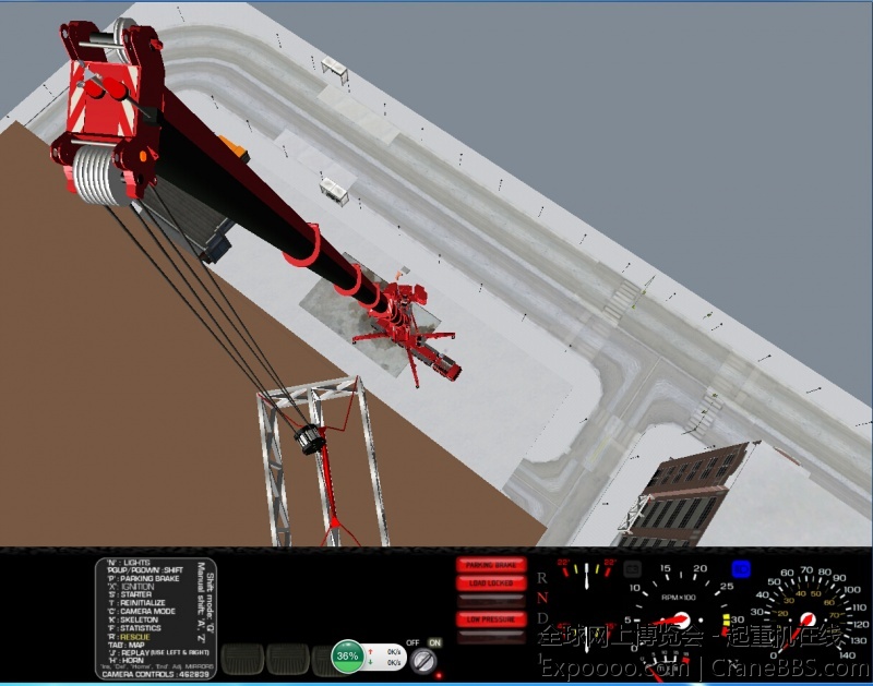 成功吊装到顶楼