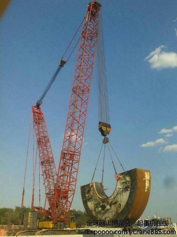 国内最大盾构机“建旺号”成功出井——北京华晨益 (4).jpg