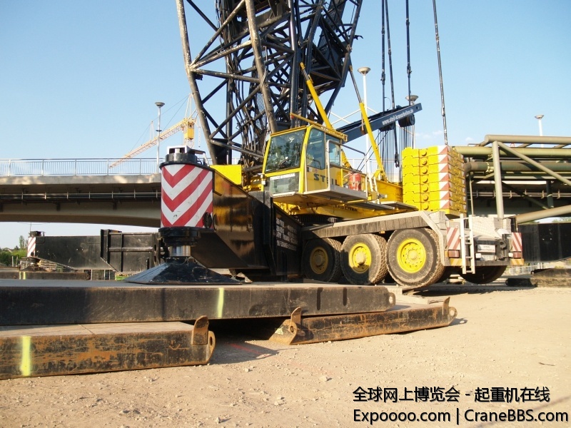 tc02ac7.jpg