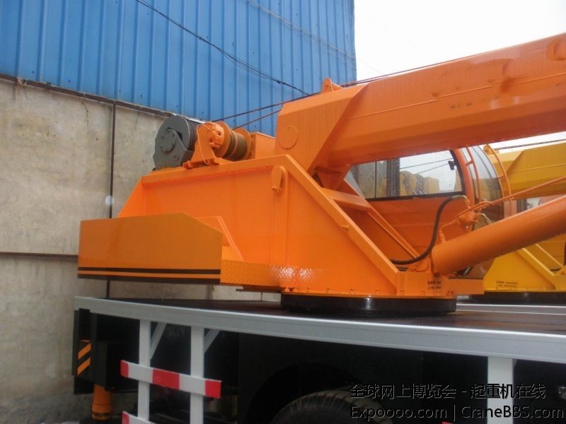 黄河风12吨国四发动机