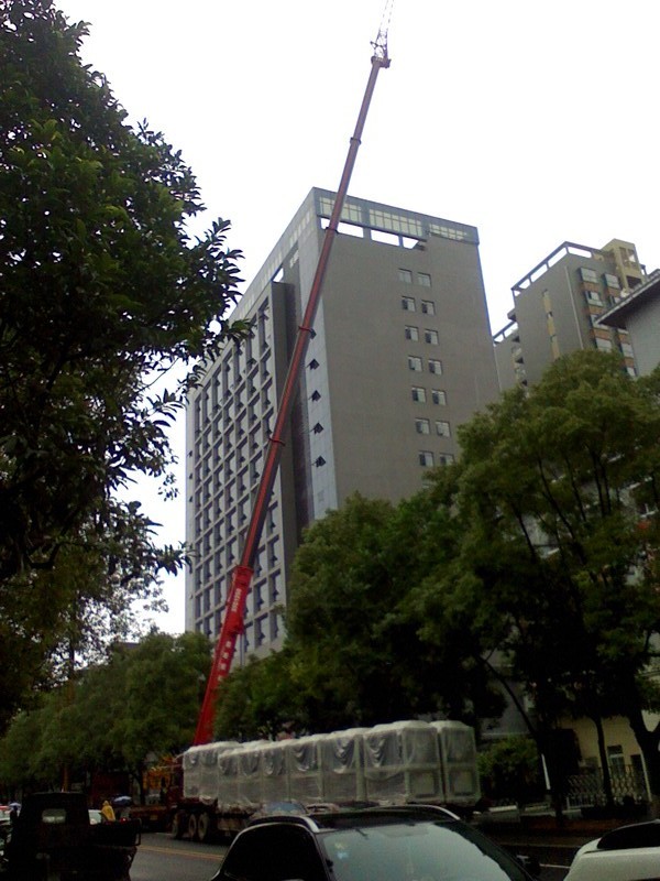IMG0702162200.jpg