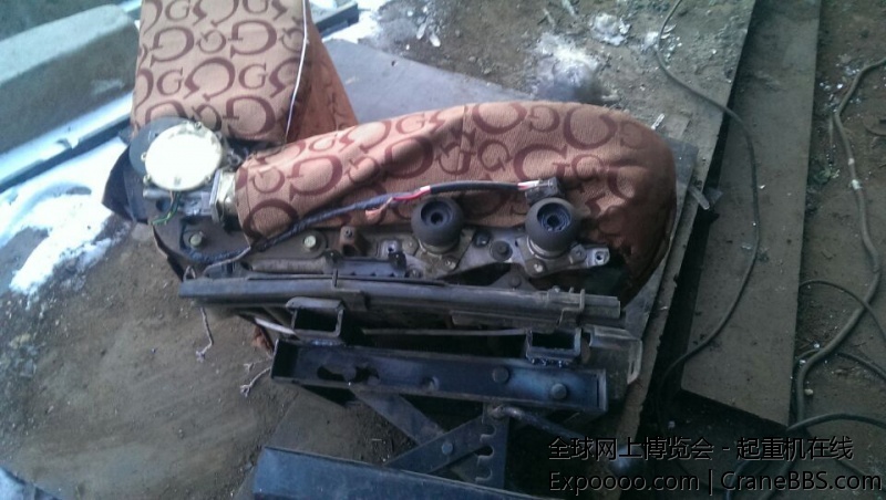 电动座椅改手动了