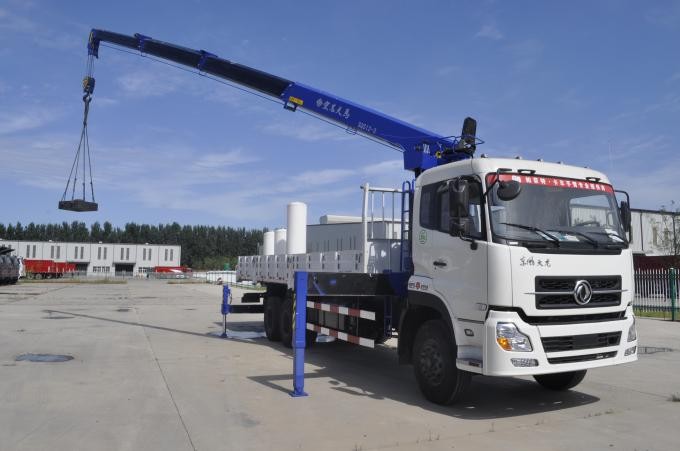 宏昌天马随车吊